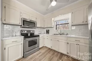 207 Buckskin Dr, Gastonia, NC 28052 - Photo 7