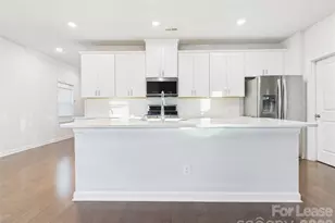 6725 Good News Dr, Charlotte, NC 28215 - Photo 5