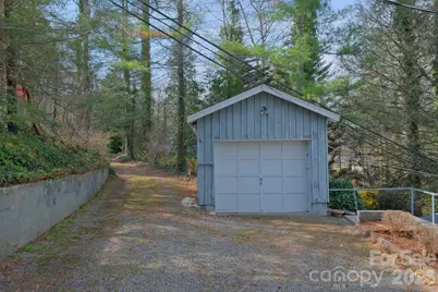 71 Norfolk Lane, Laurel Park, NC 28739 - Photo 27