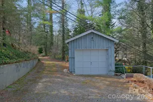 71 Norfolk Ln, Laurel Park, NC 28739 - Photo 27