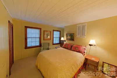 71 Norfolk Lane, Laurel Park, NC 28739 - Photo 15