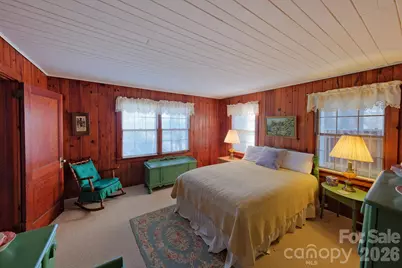 71 Norfolk Lane, Laurel Park, NC 28739 - Photo 17