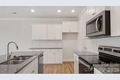 358 Creekview Road, Hendersonville, NC 28792 - Photo 5