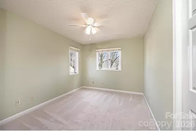 2231 6th Street NW #16, Hickory, NC 28601 - Photo 33