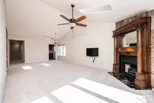 2231 6th St NW, Hickory, NC 28601 - Photo 9