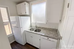 1101 E Morehead St, Charlotte, NC 28204 - Photo 9