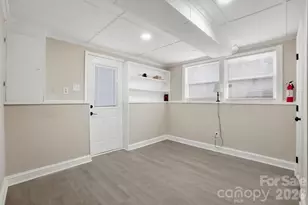 6621 Piney Path Rd, Charlotte, NC 28212 - Photo 27