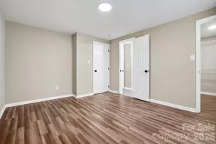 6621 Piney Path Rd, Charlotte, NC 28212 - Photo 11