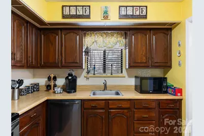 193 Freedom Road, Hendersonville, NC 28792 - Photo 13