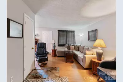 193 Freedom Road, Hendersonville, NC 28792 - Photo 9