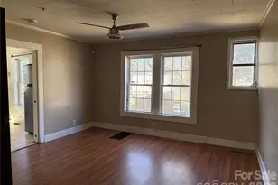 1818 N Rankin Ave, Newton, NC 28658 - Photo 7