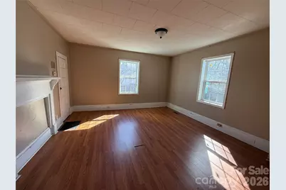 1818 N Rankin Avenue, Newton, NC 28658 - Photo 9