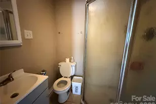 1818 N Rankin Ave, Newton, NC 28658 - Photo 11