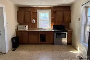 1818 N Rankin Ave, Newton, NC 28658 - Photo 5