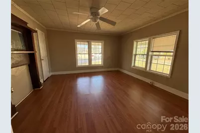 1818 N Rankin Avenue, Newton, NC 28658 - Photo 13