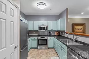 213 Appeldoorn Cir, Asheville, NC 28803 - Photo 7