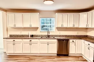 1301 Winterwood Rd, Columbia, SC 29203 - Photo 21