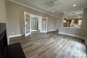 4926 Ardenwoods Dr, Charlotte, NC 28215 - Photo 5