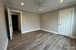 4926 Ardenwoods Dr, Charlotte, NC 28215 - Photo 21