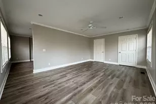 4926 Ardenwoods Dr, Charlotte, NC 28215 - Photo 17