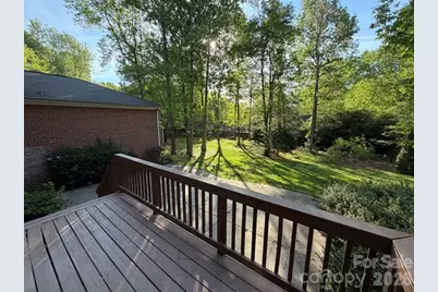 4926 Ardenwoods Drive, Charlotte, NC 28215 - Photo 3