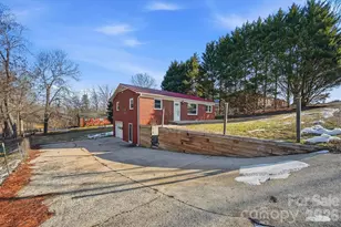 1030 Fence St, Granite Falls, NC 28630 - Photo 1