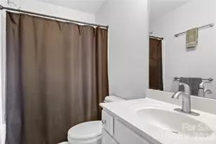 2715 Early Flight Dr, Charlotte, NC 28262 - Photo 21