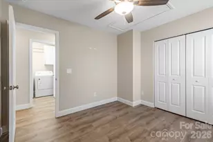 127 Hawthorne Dr, Brevard, NC 28712 - Photo 23