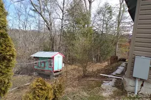 202 Honor Ln, Hendersonville, NC 28792 - Photo 11