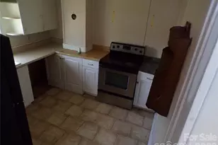 202 Honor Ln, Hendersonville, NC 28792 - Photo 15