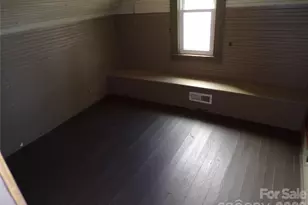 202 Honor Ln, Hendersonville, NC 28792 - Photo 23