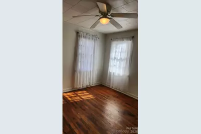 508 Arlington Circle NW, Lenoir, NC 28645 - Photo 3