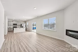 618 Dazzle Loop, Newton, NC 28658 - Photo 3