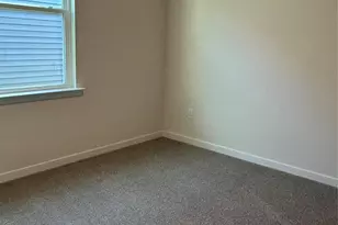 1381 6th St NE, Hickory, NC 28601 - Photo 13