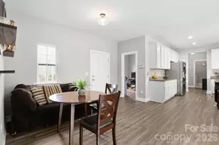 258 Crystal Heights Dr, Hendersonville, NC 28739 - Photo 5