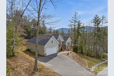 258 Crystal Heights Drive, Hendersonville, NC 28739 - Photo 33