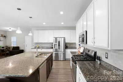 258 Crystal Heights Drive, Hendersonville, NC 28739 - Photo 7