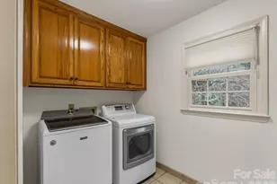 112 Parkland St, Morganton, NC 28655 - Photo 17