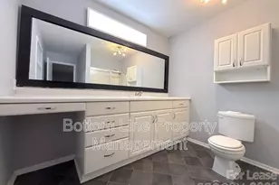 9419 Brenda Ann Rd, Charlotte, NC 28214 - Photo 15