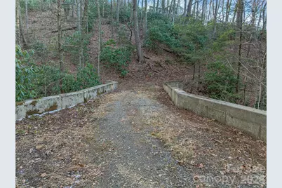 119 Wildflower Cove Drive, Swannanoa, NC 28778 - Photo 17