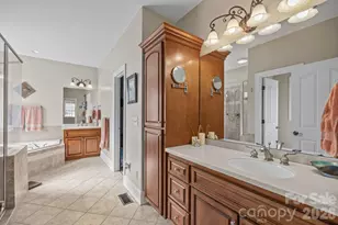 6120 Four Wood Dr, Matthews, NC 28104 - Photo 17