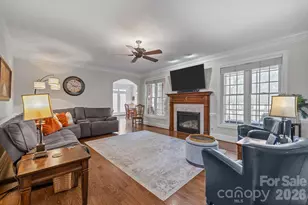 6120 Four Wood Dr, Matthews, NC 28104 - Photo 13