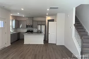 2012 Highland Park Dr, Charlotte, NC 28269 - Photo 9