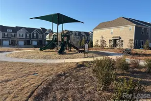 2012 Highland Park Dr, Charlotte, NC 28269 - Photo 7