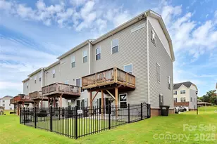 2541 Grantham Place Dr, Fort Mill, SC 29715 - Photo 37