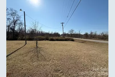 549 Dallas Bessemer City Highway, Dallas, NC 28034 - Photo 3