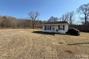 549 Dallas Bessemer City Hwy, Dallas, NC 28034 - Photo 1