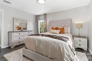 9400 S Vicksburg Park Ct, Charlotte, NC 28210 - Photo 13