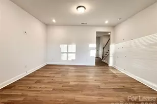 2954 Clyde Dr, Charlotte, NC 28208 - Photo 9