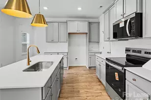 1112 Condon St, Charlotte, NC 28216 - Photo 9